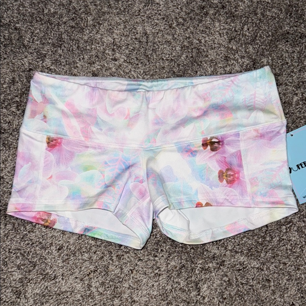 Fleo - LRC Athletic Shorts
